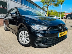 Volkswagen Polo - 1.0 TSI Life AUTOMAAT AIRCO PDC APPLE CAR