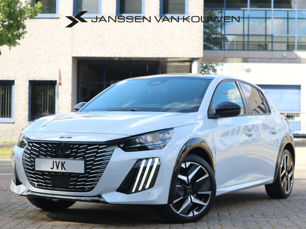 Peugeot 208 - 1.2 Hybrid 145 e-DCS6 GT / Panoramadak / 360 Camera / Voorraad Voordeel - AutoWereld.nl