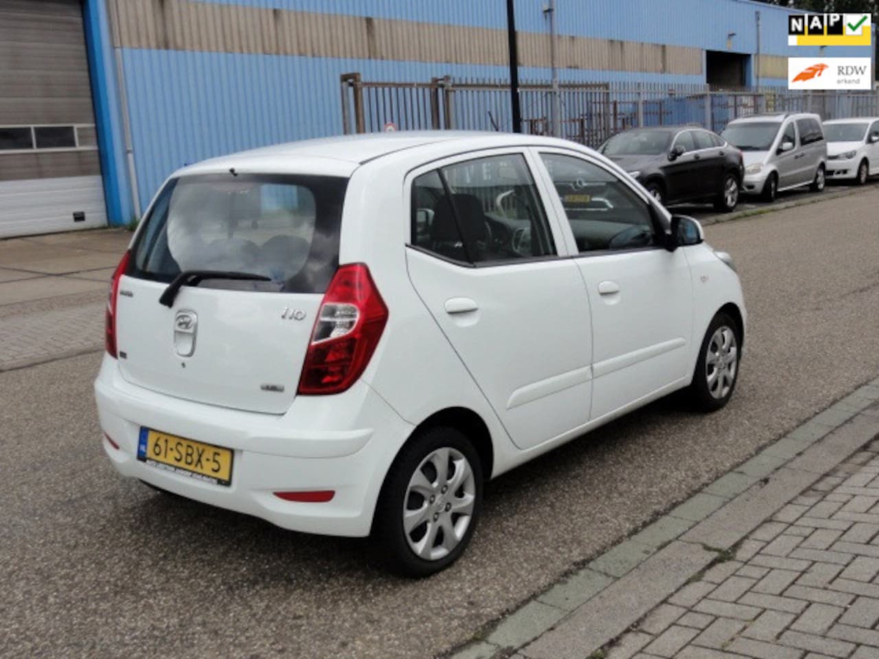 Hyundai i10 - i 1.2 i-Drive BJ 2011 NAP Airco Nieuwe APK - AutoWereld.nl
