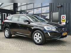 Volvo XC60 - 2.0 D3 FWD Polar+ | Cruise | Trekhaak | Navi | 17'' | Clima | Stoelverwarming
