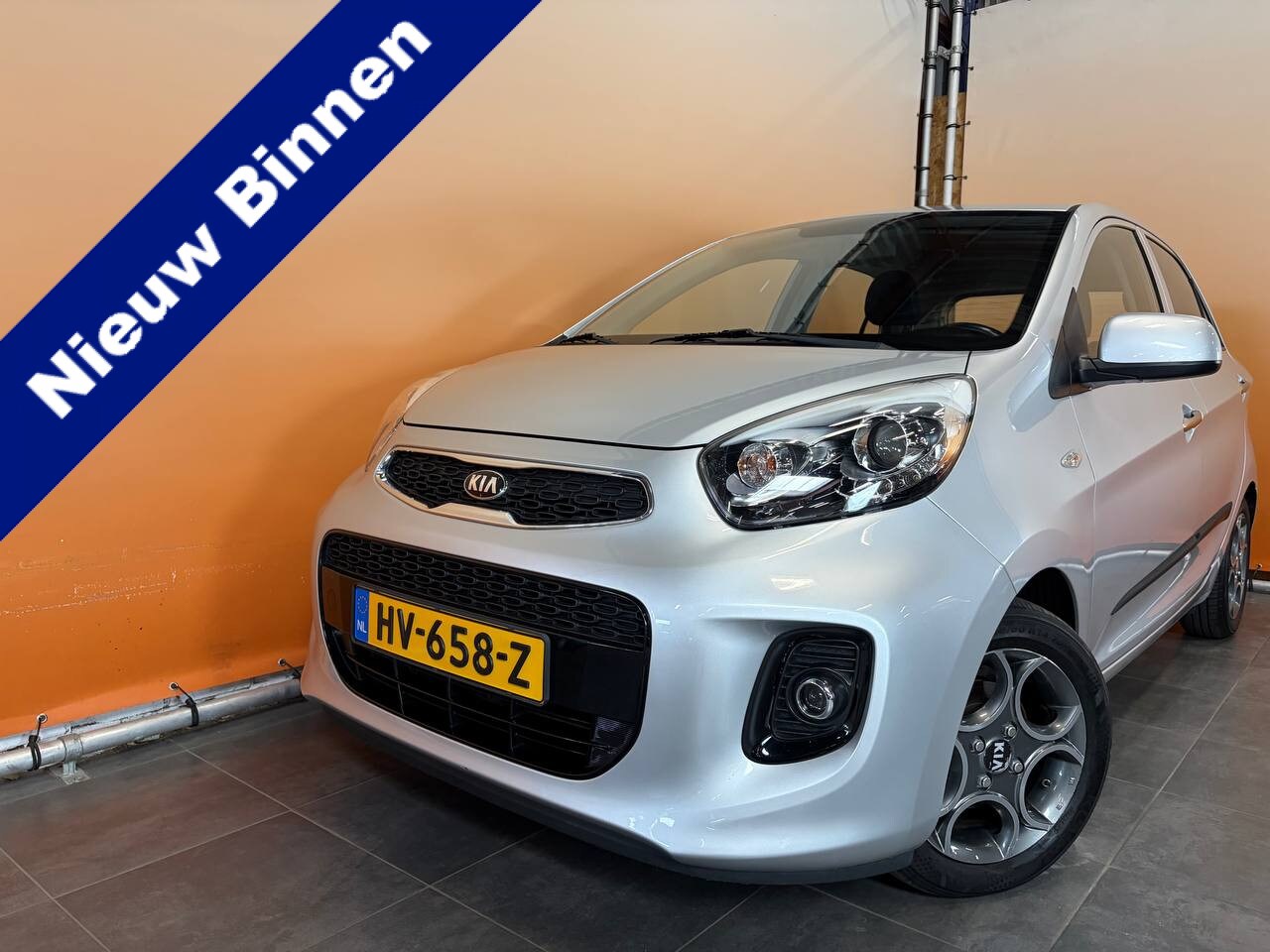 Kia Picanto - 1.2 CVVT DynamicLine 85pk lmv | cruise control | led metaallak | el ramen v en a - AutoWereld.nl