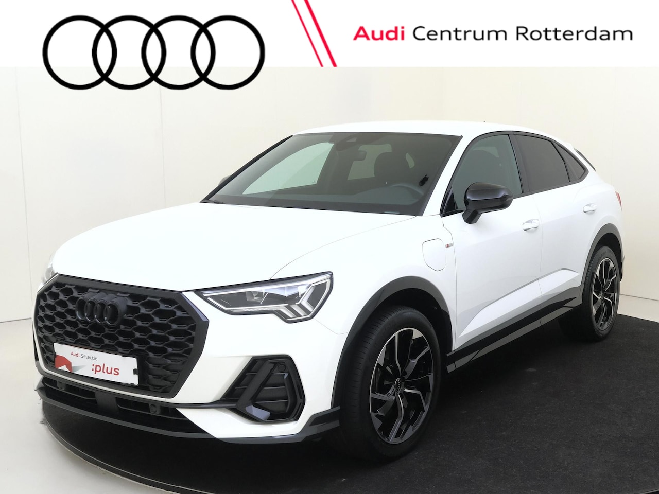 Audi Q3 Sportback - 45 TFSI e S Edition | SoH 86% | Keyless | Optiek zwart Plus | Achteruitrijcamera | Navigat - AutoWereld.nl