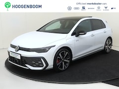 Volkswagen Golf - 1.5 eHybrid GTE | SoH 100% | Panoramadak | Trekhaak | Black style | Head-up display | Adap