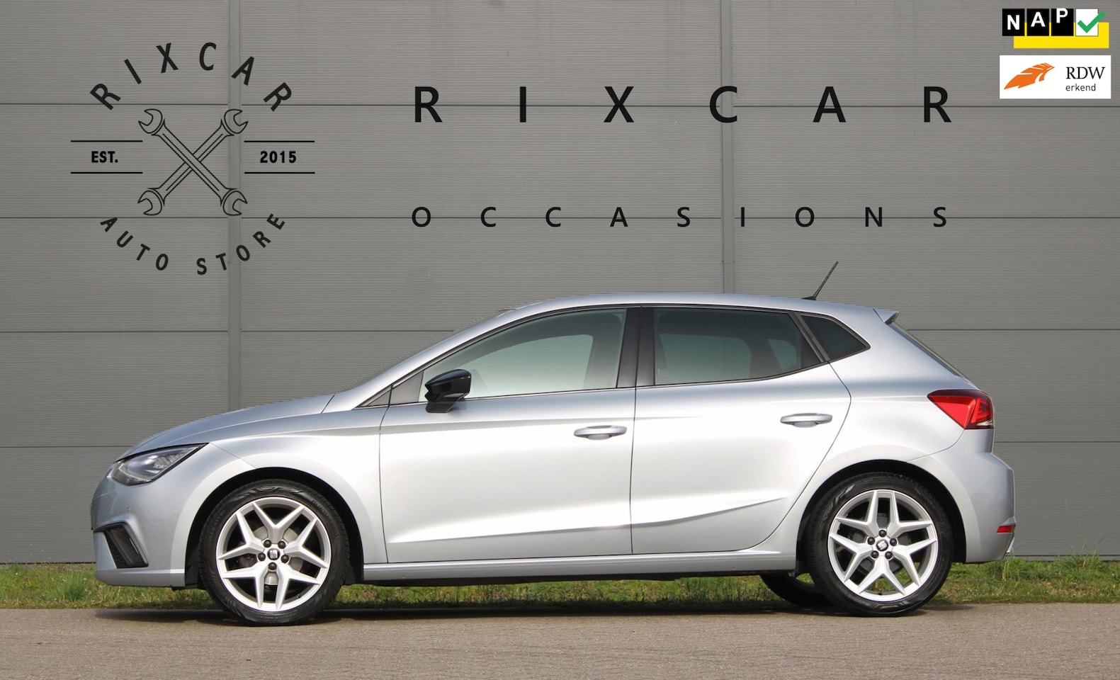 SEAT Ibiza - 1.0 TSI FR BusinessIntense ClimateControl LED AllSeason BTW - AutoWereld.nl