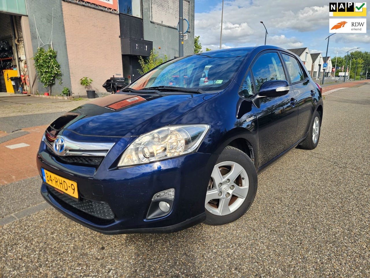Toyota Auris - 1.8 Full Hybrid Aspiration GARANTIE - AutoWereld.nl