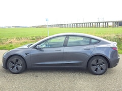 Tesla Model 3 - Standard RWD Plus