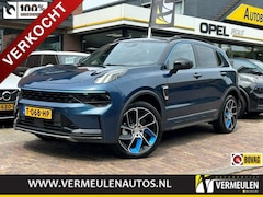 Lynk & Co 01 - 1.5 261PK Plug-in Hybrid Automaat + 20''/ Navi/ Clima/ Ad.Cruise/ Panorama/ Camera/ Full-L