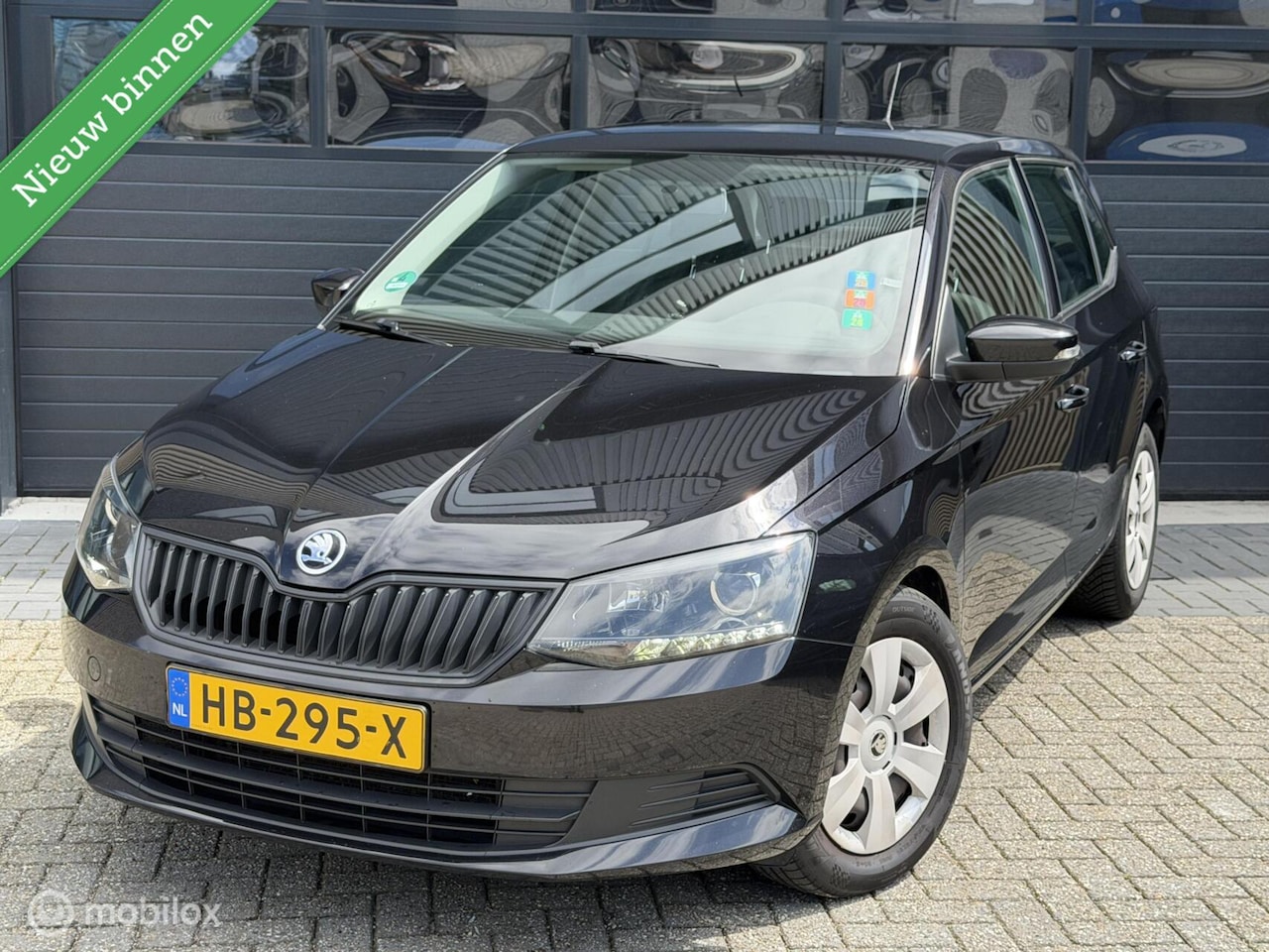 Skoda Fabia - 1.0 Sprint | AC | Scherm | Goed OH | NAP - AutoWereld.nl