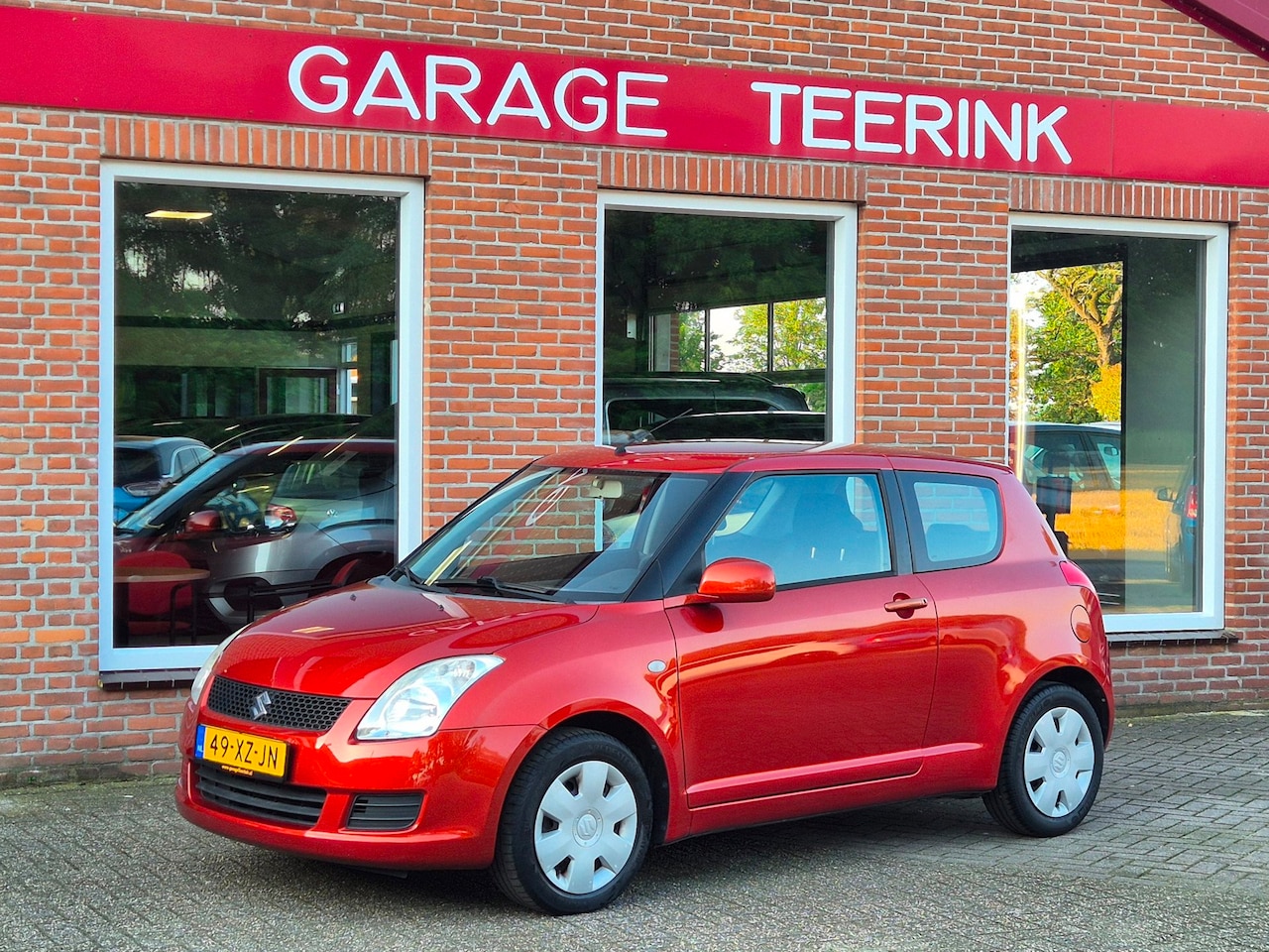 Suzuki Swift - 1.3 Cool 92PK 3drs airco, elektr.ramen, centr, vergr, radio/cd - AutoWereld.nl