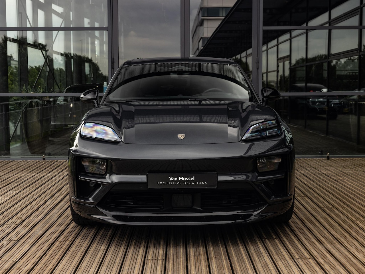 Porsche Macan - Turbo 100 kWh | VIERWIELBESTURING | BIJ-RIJDERS DISPLAY | BOSE | SPORTCHRONO | PANORAMA/SC - AutoWereld.nl