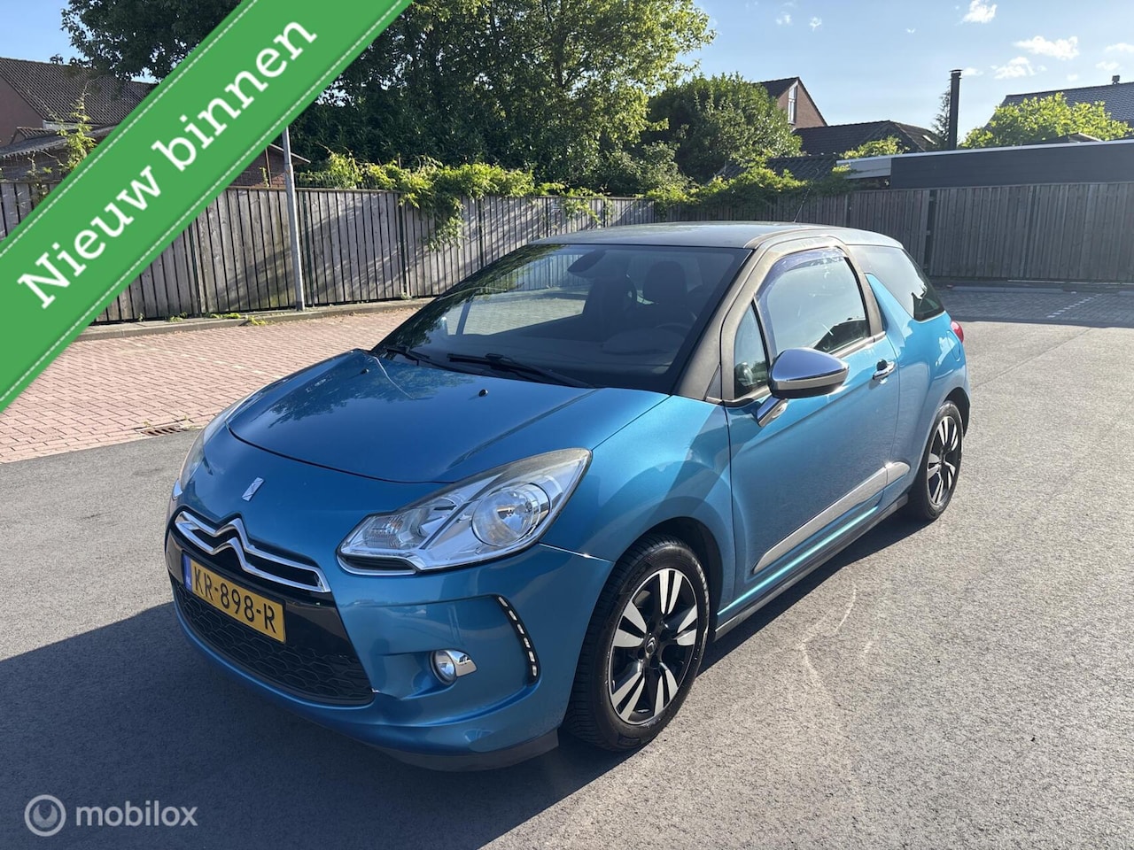 Citroën DS3 - 1.6 So Chic 2010 Blauw Leuke auto - AutoWereld.nl