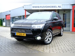 Mitsubishi Outlander - 2.0 PHEV instyle+ Aut. Pano|Leder|Navi|Cam|LMV