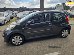 Peugeot 107 - 1.0-12V XS