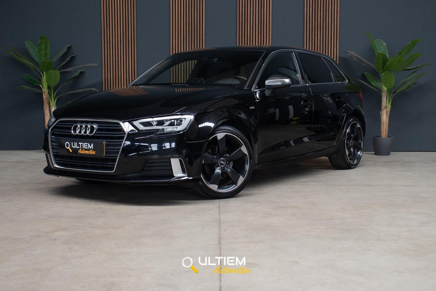 Audi A3 Sportback - 1.6 TDI S-Line Automaat | LED Trekhaak - AutoWereld.nl
