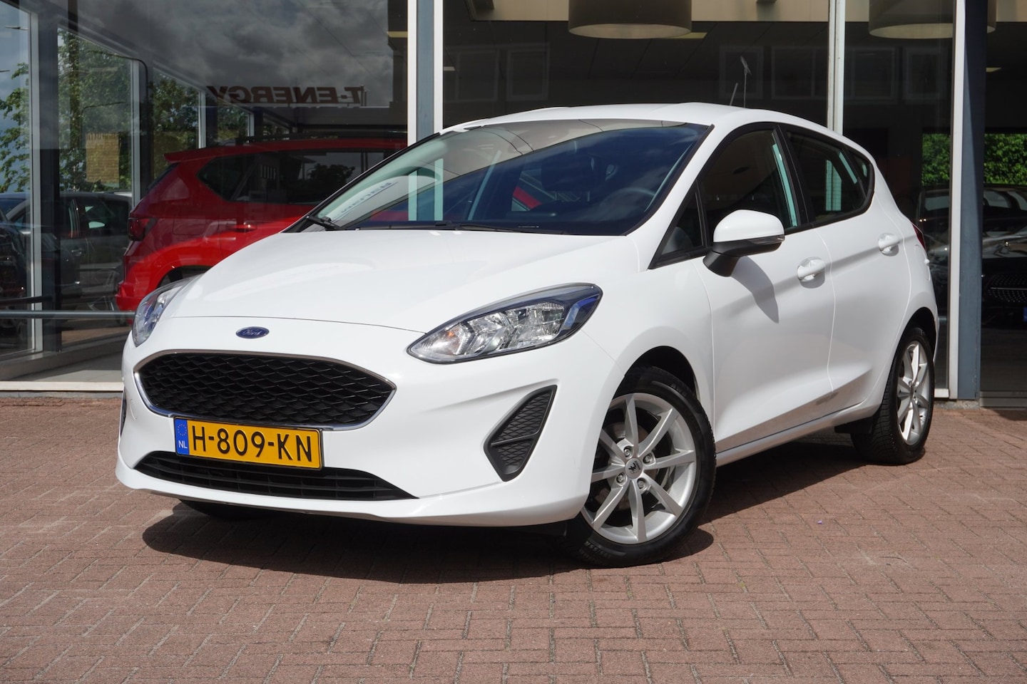 Ford Fiesta - 1.0 EcoBoost Connected 5deurs | Airco | Elek. Pakket | Lm velgen | Navigatie | Inruil moge - AutoWereld.nl