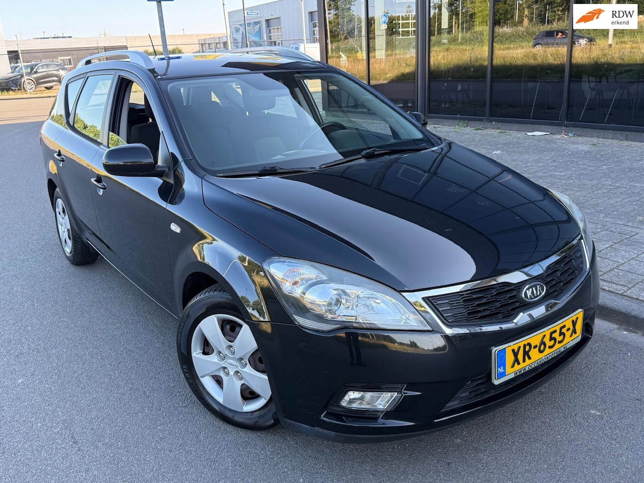 Kia Cee'd - 1.4 CVVT X-tra/Airco/bleutooth/netjes onderhoud - AutoWereld.nl