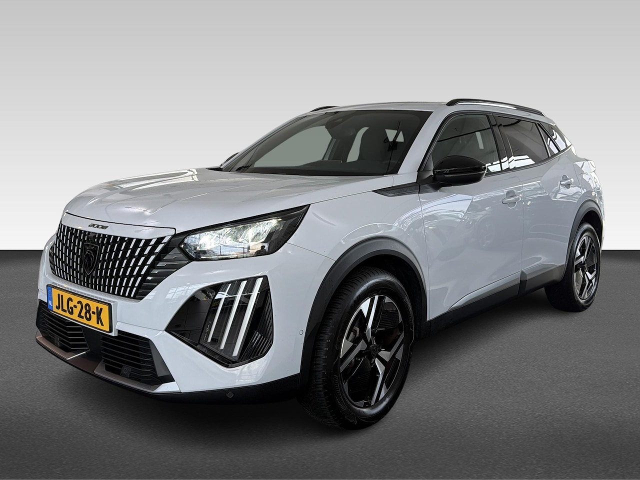 Peugeot 2008 - 1.2 Puretech 130pk EAT8 Allure - AutoWereld.nl