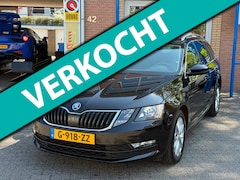 Skoda Octavia Combi - 1.5 TSI Greentech Business | Trekhaak | Automaat | Apple Carplay | Cruise-control | Park.