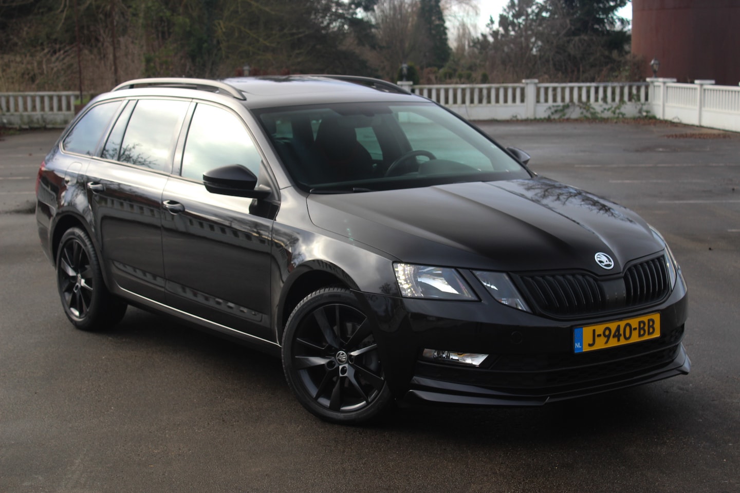 Skoda Octavia Combi - 1.5 TSI Greentech Sport Business PANO / BTW / AUTOMAAT - AutoWereld.nl