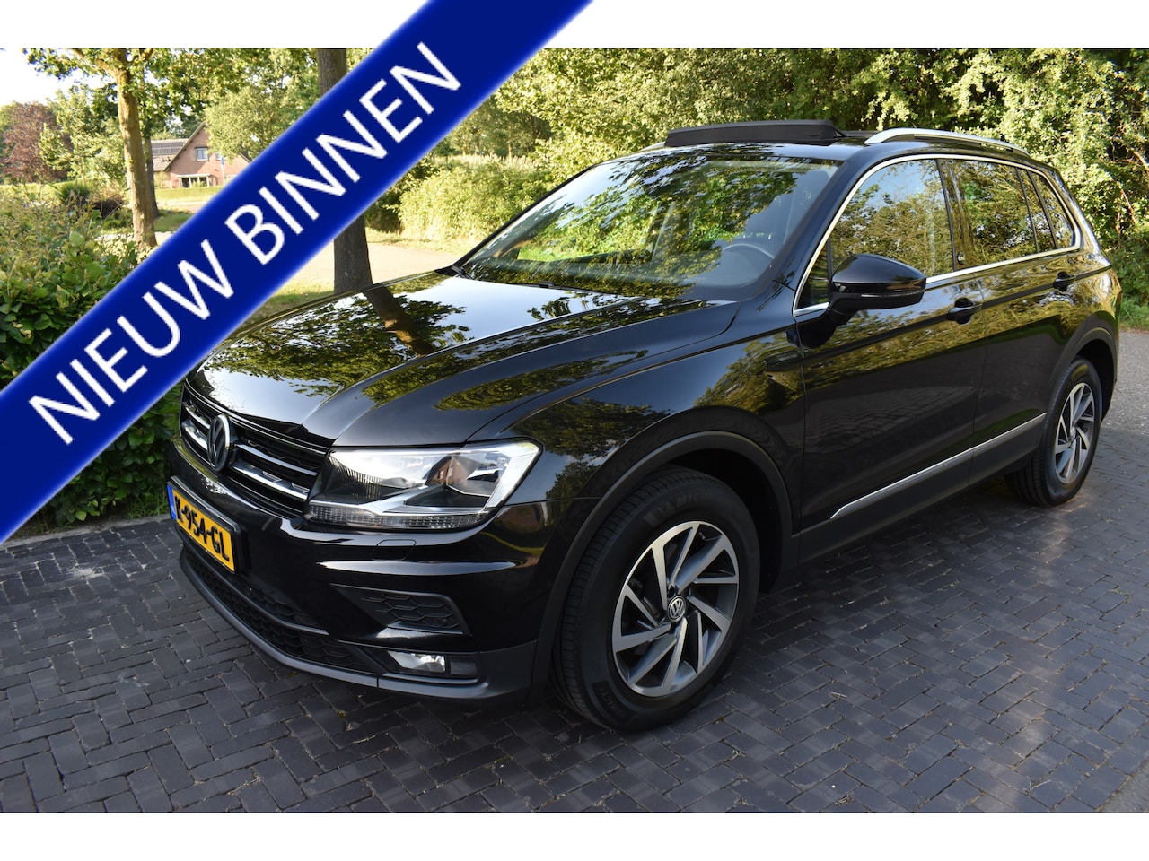 Volkswagen Tiguan - 1.4 TSI Comfortline PANO, TREKH, NIEUWST! - AutoWereld.nl