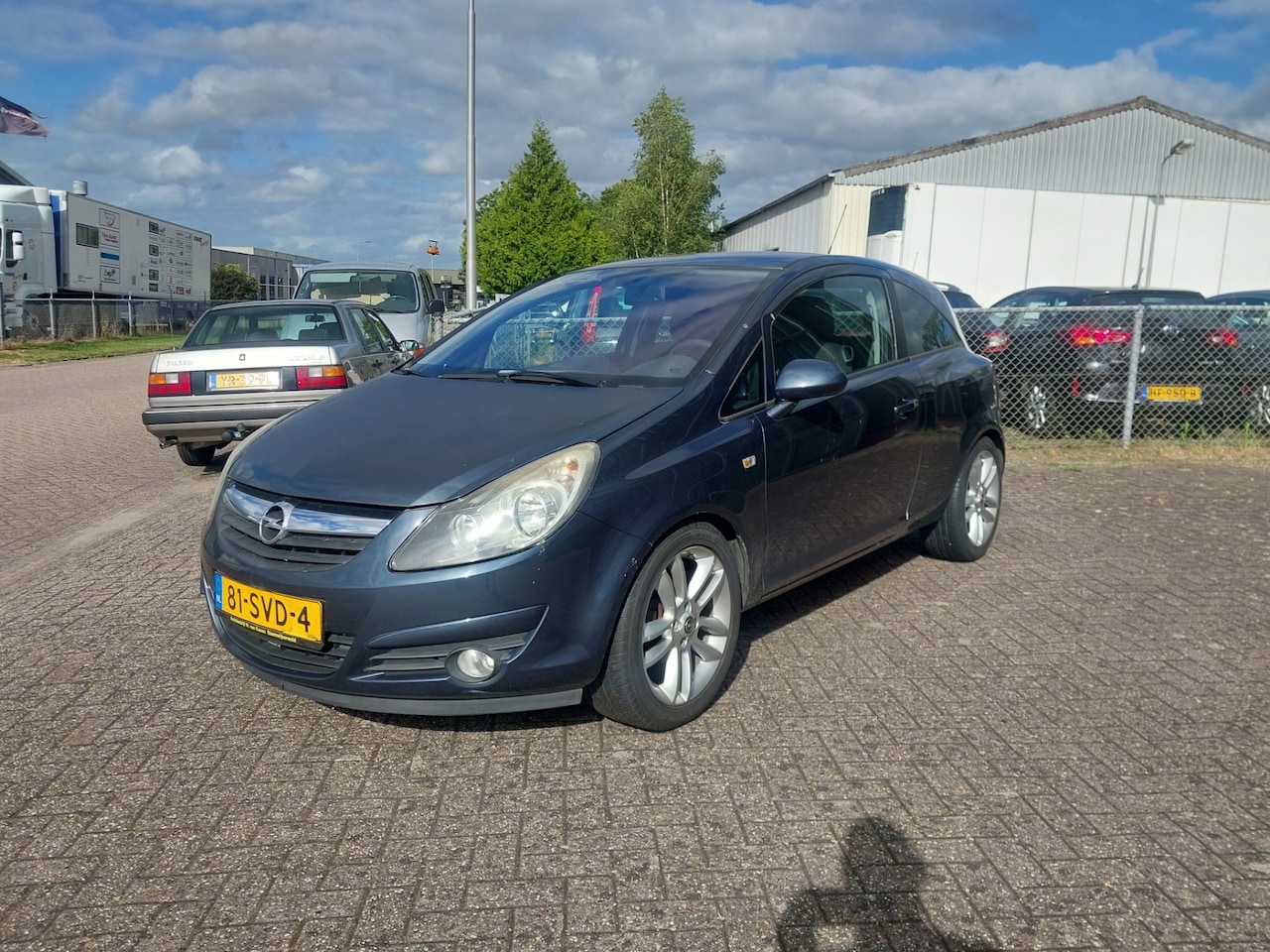 Opel Corsa - 1.2-16V Sport !! VOL JAAR APK !! - AutoWereld.nl