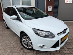 Ford Focus Wagon - 1.0 EcoBoost Titanium / Navi / PDC / Clima / Cruise / NAP