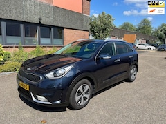 Kia Niro - 1.6 GDi Hybrid DynamicLine Automaat | Navi |Boekjes | N.A.P
