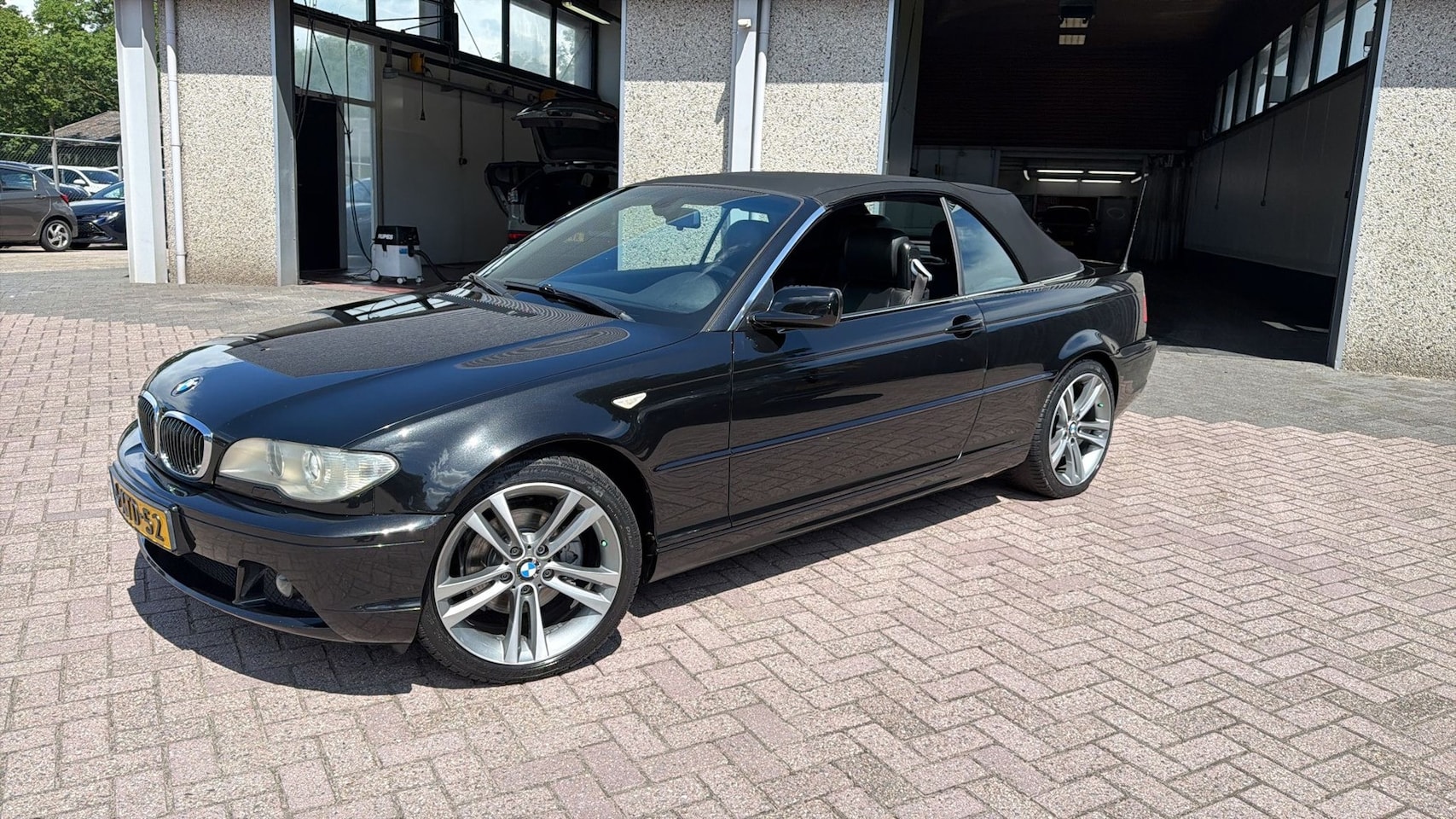 BMW 3-serie Cabrio - 325Ci Executive Cabriolet | Automaat | Airco | Elek. Pakket | Leder | LM velgen | Youngtim - AutoWereld.nl