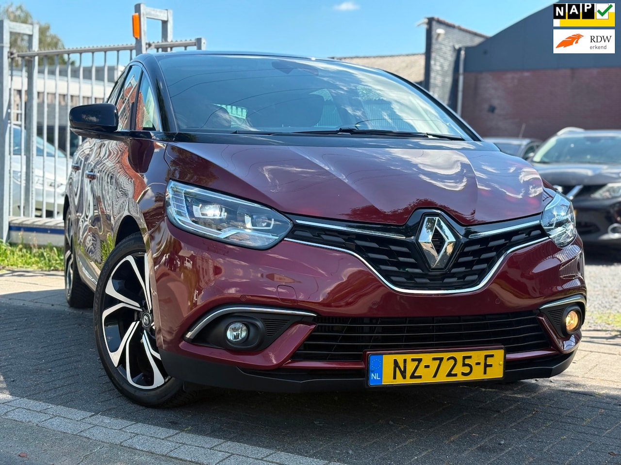 Renault Scénic - 1.2 TCe Bose | LED | 20” LMV | Trekhaak | A.Camera | Cruise control | - AutoWereld.nl