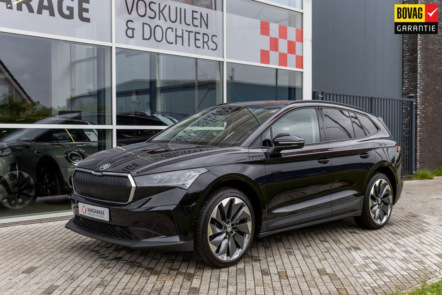 Skoda Enyaq iV - 60 Business Edition Plus | Warmtepomp | Camera - AutoWereld.nl