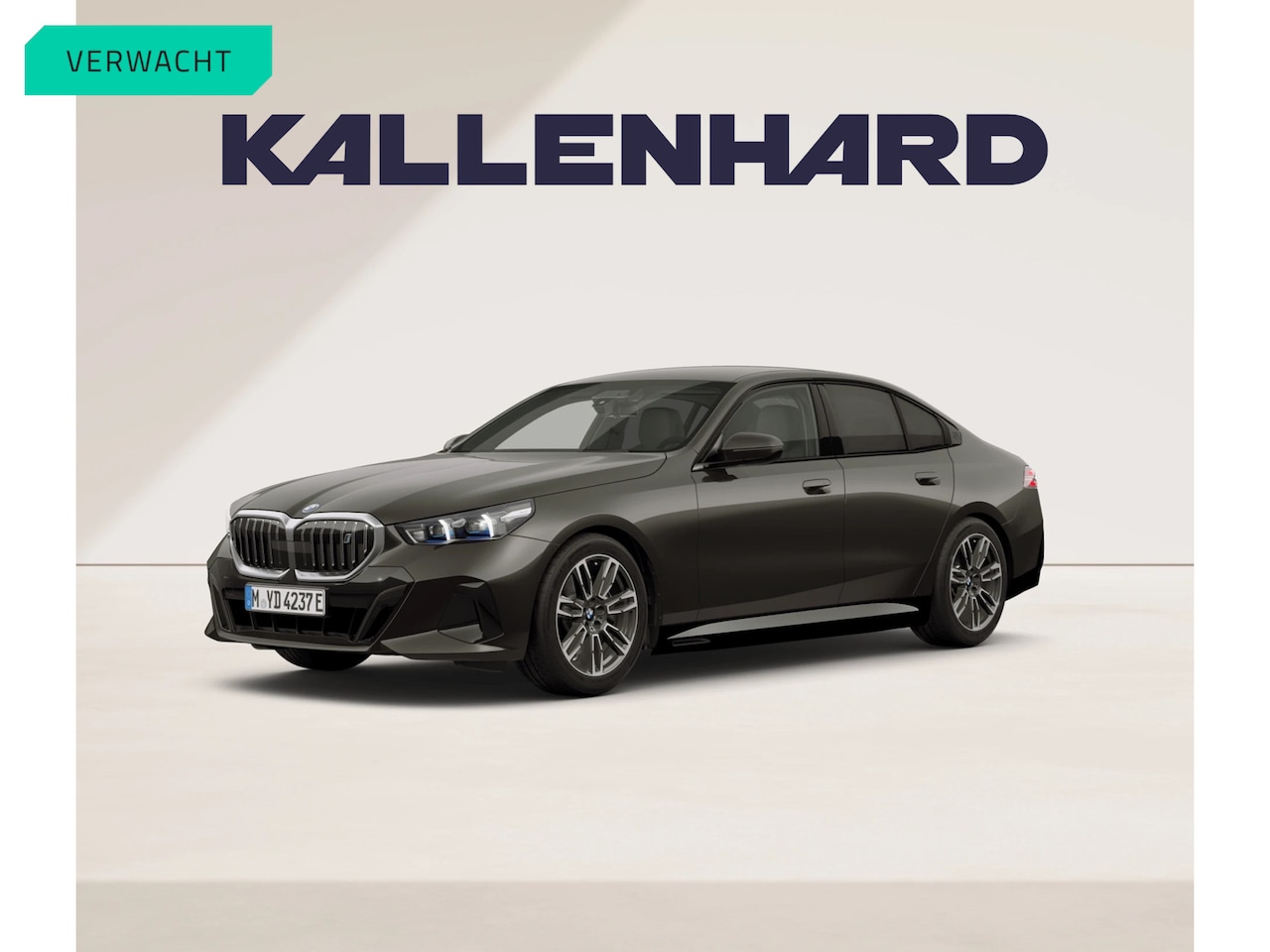 BMW i5 - eDrive40 - M-Sport - Active Cruise Control - Harman Kardon - AutoWereld.nl