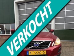 Volvo XC60 - 2.0 T5 245 PK Momentum Aut / Leer/PDC/STOELVERWARMING/BLUE TOOTH/ELEC STOEL LINKS
