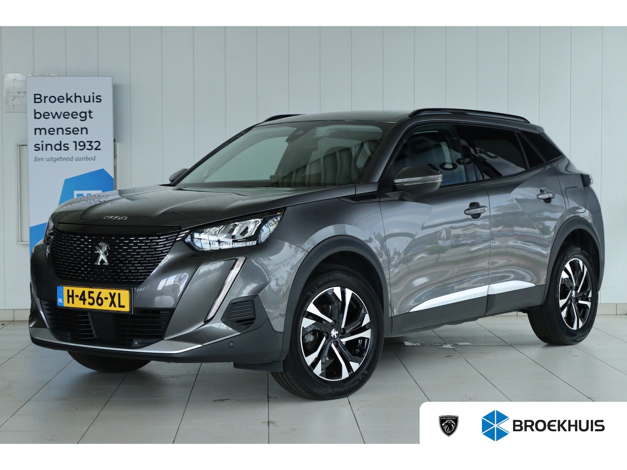 Peugeot 2008 - 1.2 Turbo Allure | Cruise Control | Camera | Navigatie | Carplay | Climate | LED | i-Cockp - AutoWereld.nl