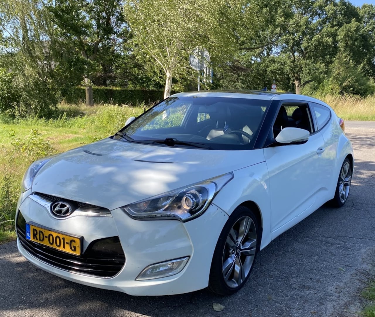 Hyundai Veloster - 1.6 GDI i-Catcher 1.6 GDI i-Catcher - AutoWereld.nl