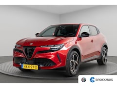 Alfa Romeo Junior - 1.2 Turbo Hybrid Ibrida Speciale | Navigatie | Camera | Keyless | Verwarmde Stoelen | Elek