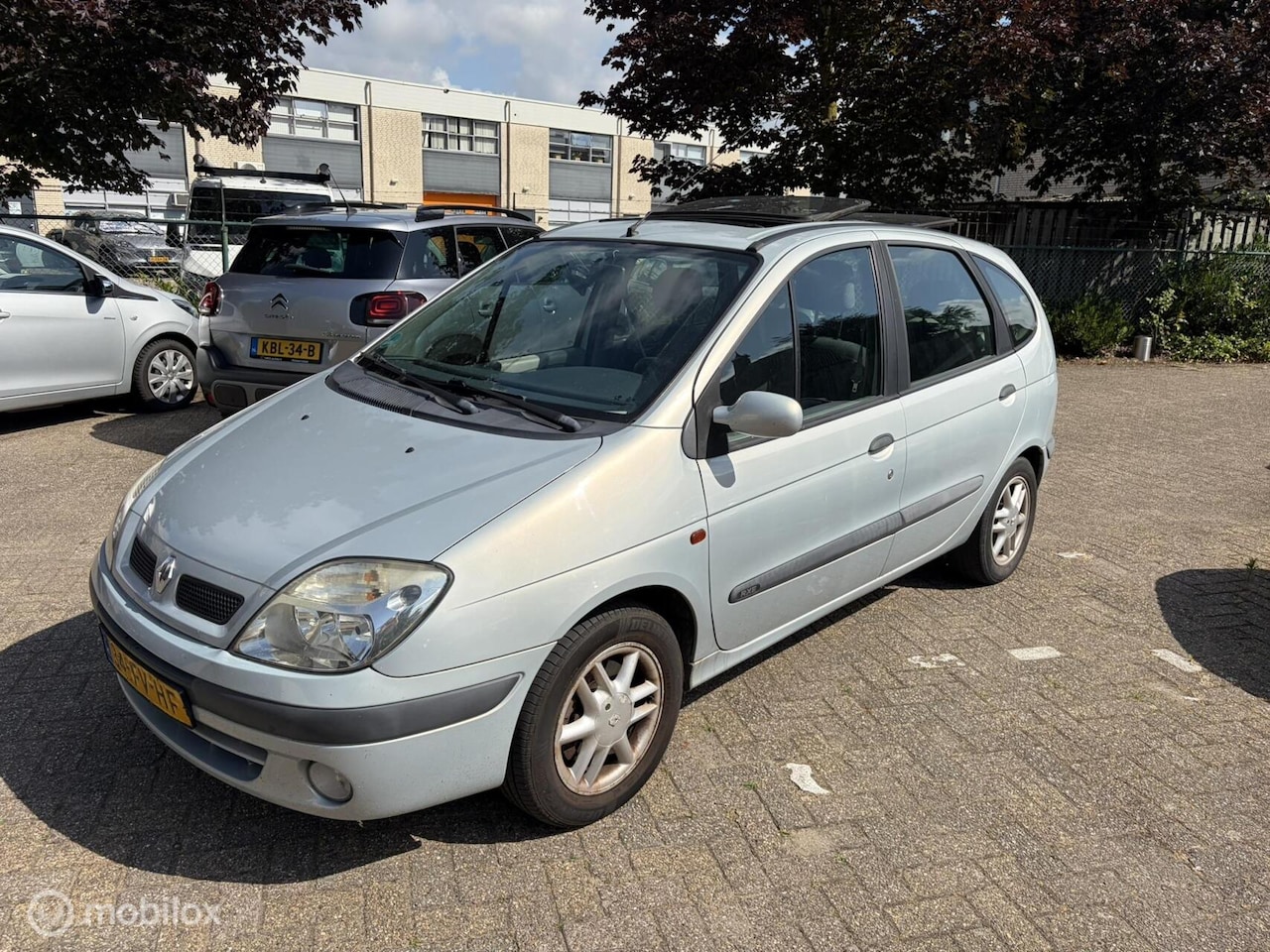 Renault Scénic - 1.6-16V RXE Dubbel schuifdak / LM / nwe APK - AutoWereld.nl