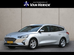 Ford Focus Wagon - 1.0 EcoBoost Trend Edition Business | Navigatie | Trekhaak | Parkeersensoren v+a