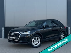 Audi Q3 - 45 TFSI e edition Leer/alcantara LED Carplay Keyless