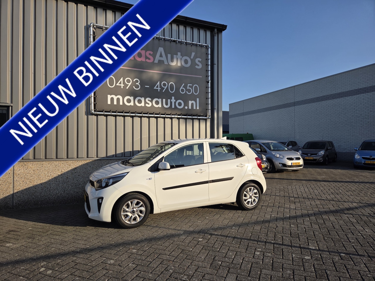 Kia Picanto - 1.2 CVVT DynamicLine automaat parkeer camera navigatie 1e eigenaar !!! - AutoWereld.nl