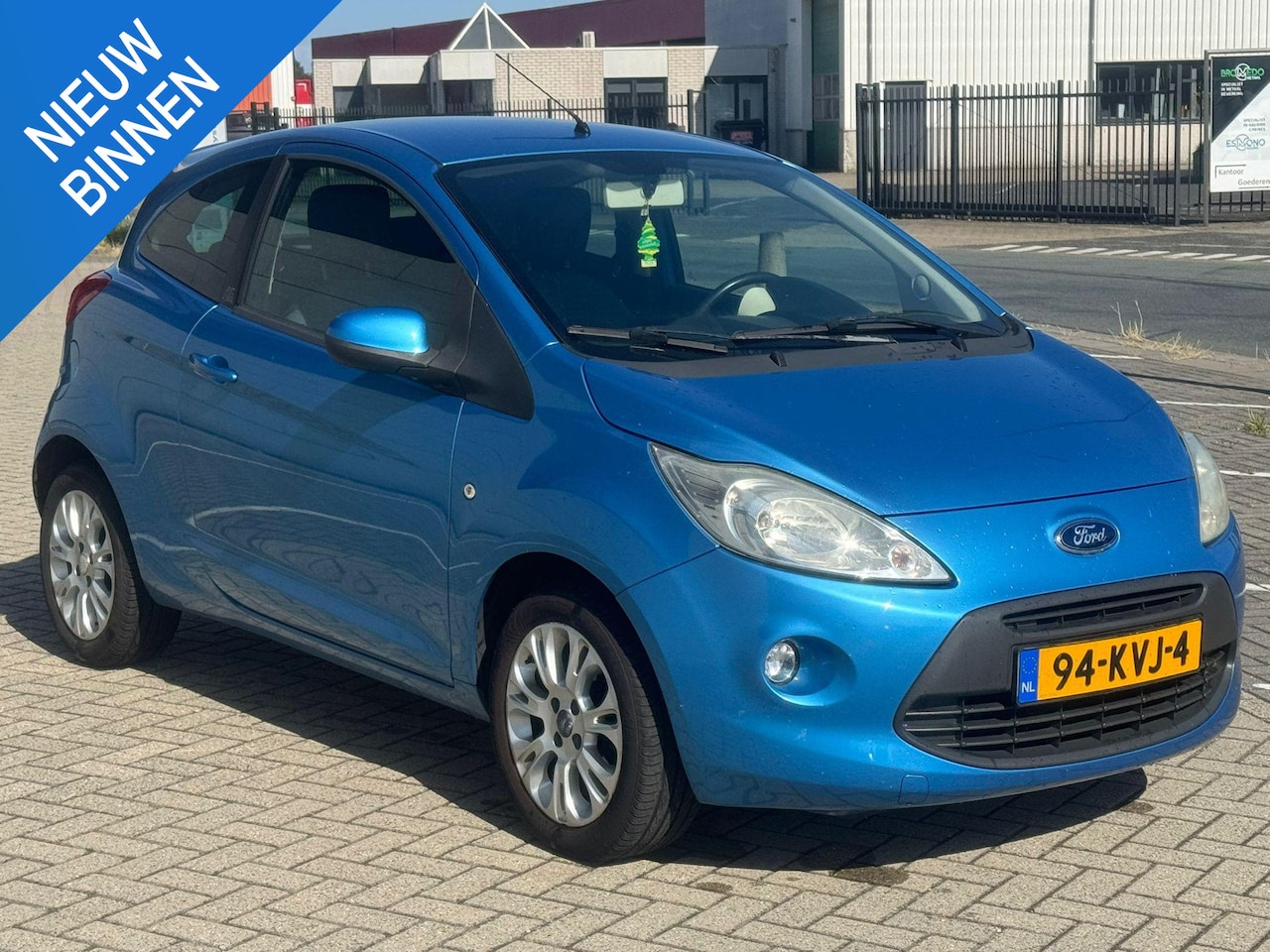 Ford Ka - 1.2 Titanium AIRCO/NAP/LM VELGEN - AutoWereld.nl