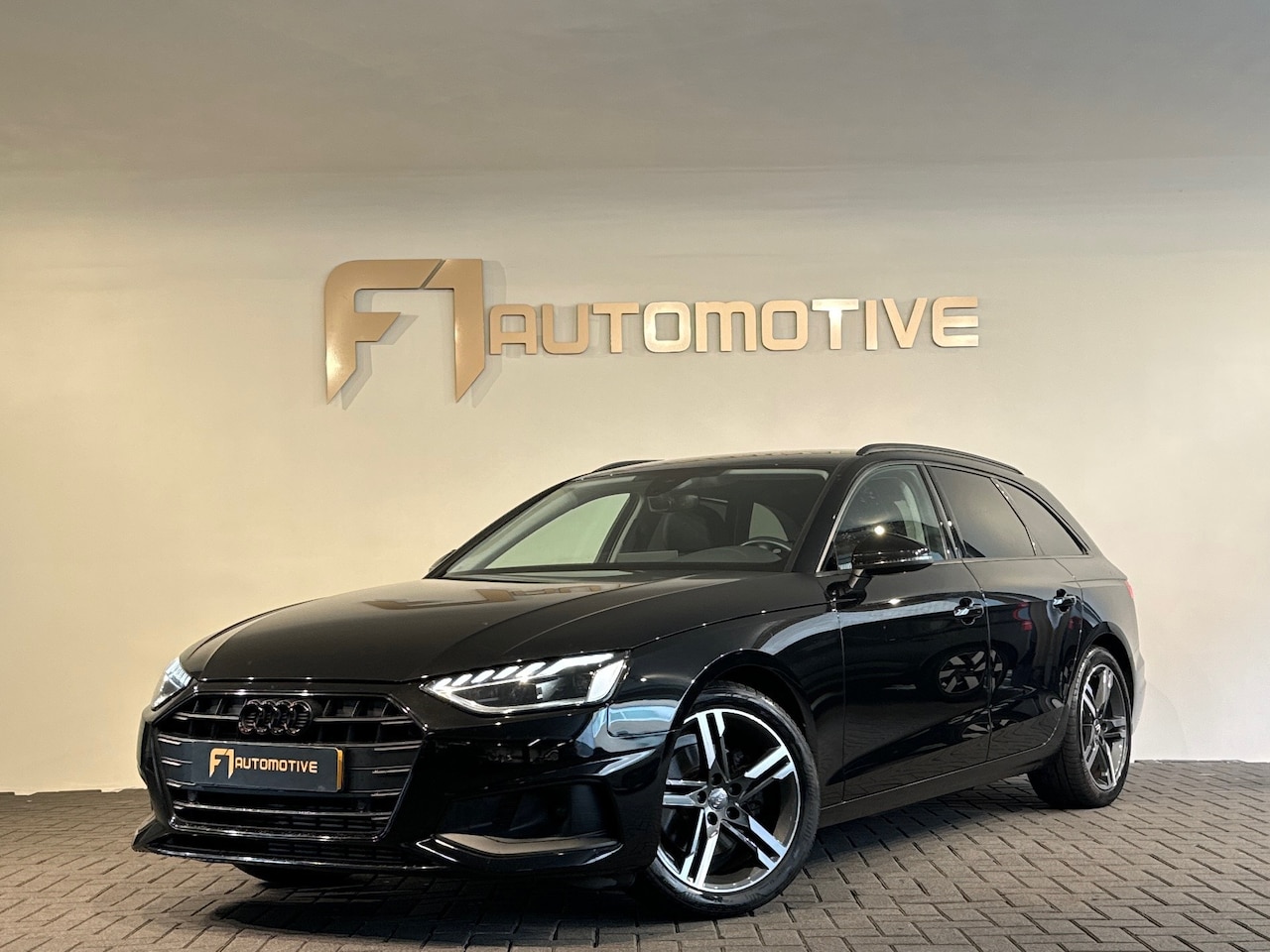 Audi A4 Avant - 35 TFSI Launch edition Sport Leer|Keyless|Carplay - AutoWereld.nl