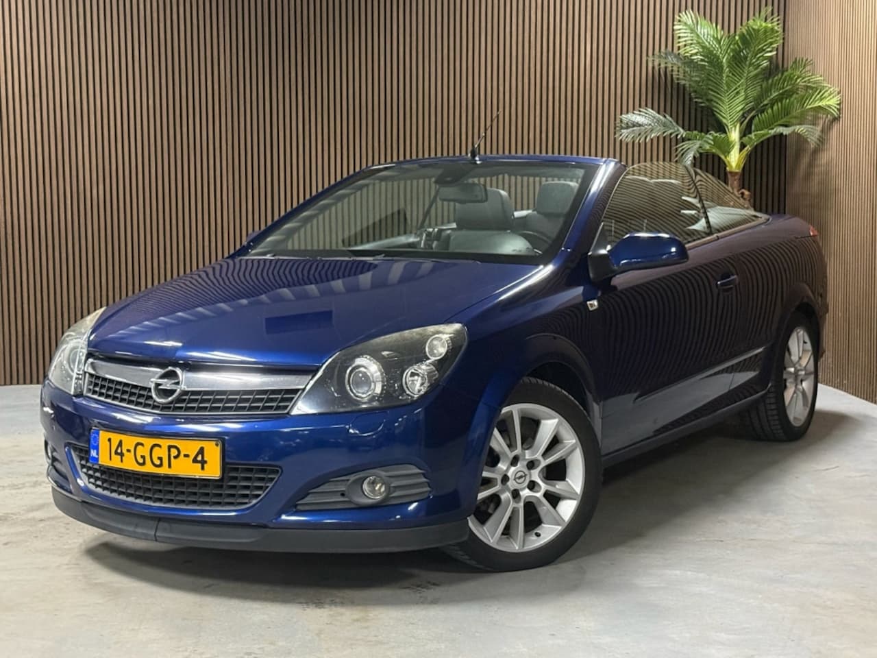 Opel Astra TwinTop - 1.8 Temptation 1.8 Temptation - AutoWereld.nl