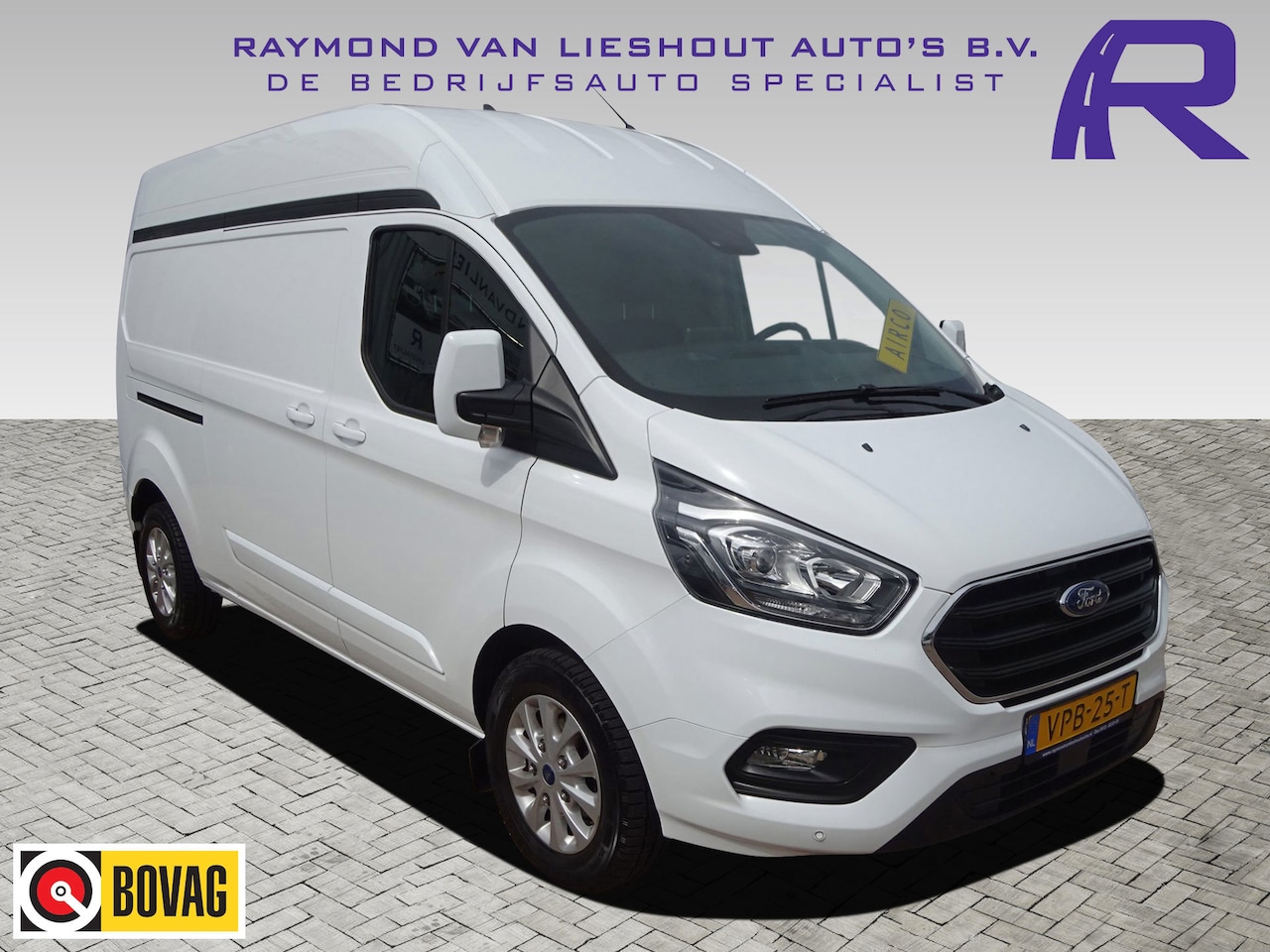 Ford Transit Custom - 300 2.0 TDCI 130 PK L2H2 Limited AUTOMAAT AIRCO NAVI CRUISE CONTROL - AutoWereld.nl