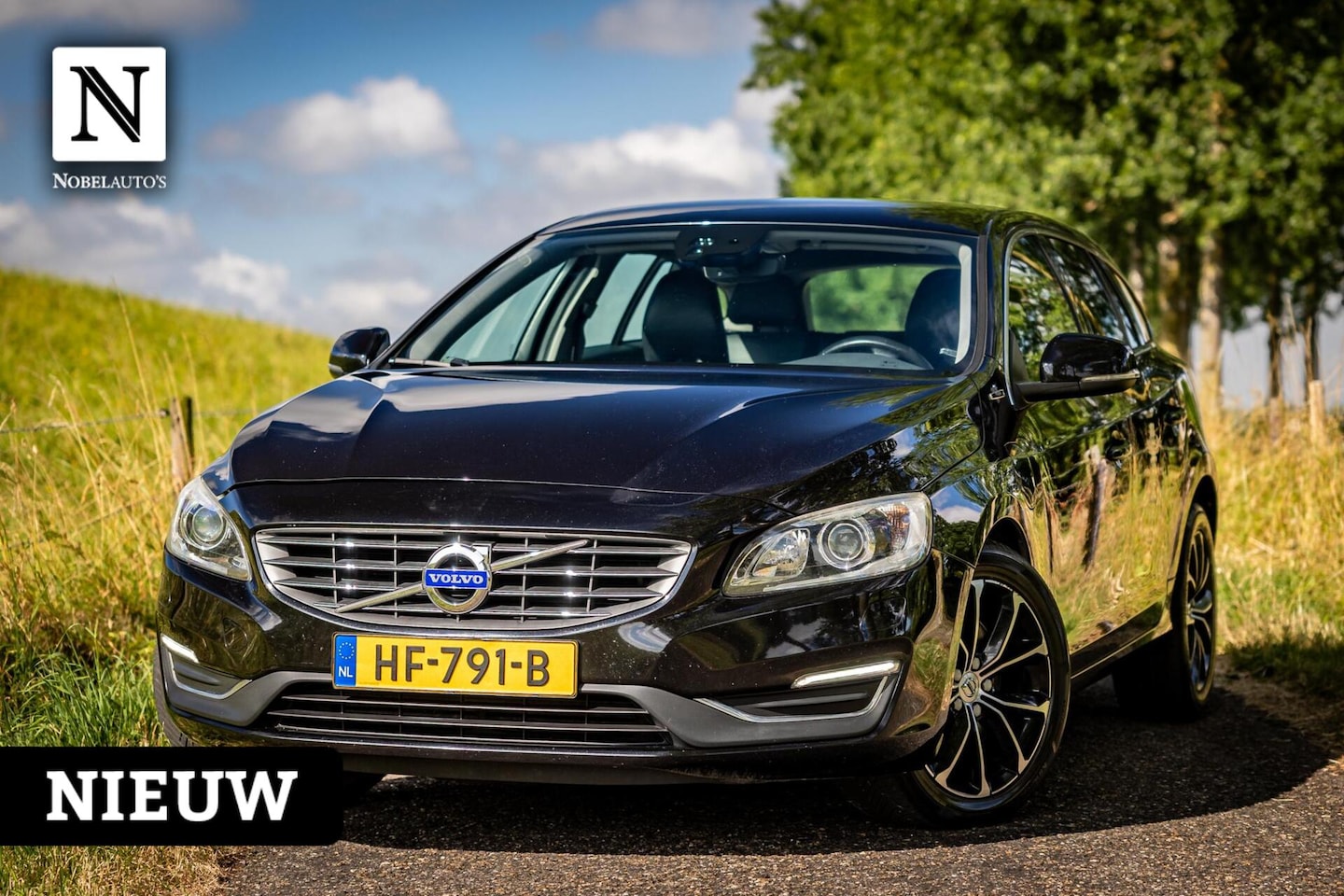 Volvo V60 - 2.4 D6 Twin Engine R-Design |Nap |Hybrid |Leder - AutoWereld.nl