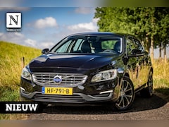 Volvo V60 - 2.4 D6 Twin Engine R-Design |Nap |Hybrid |Leder