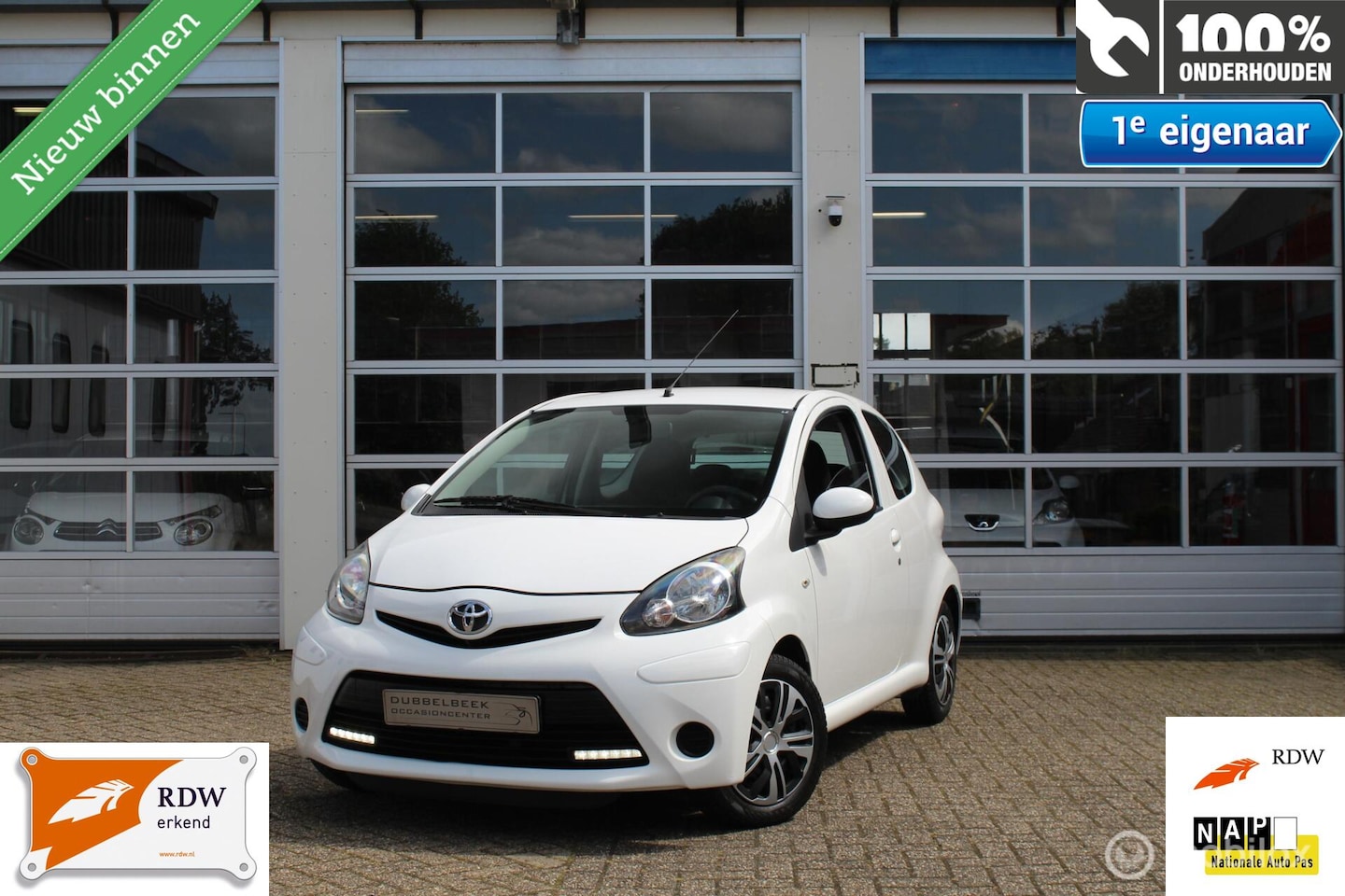 Toyota Aygo - 1.0 VVT-i 3-Drs *Facelift* *Aspiration-Comfort* *Ledverlichting* *Airconditioning* *Centra - AutoWereld.nl