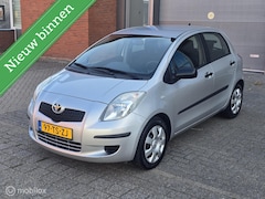 Toyota Yaris - 1.3 VVTi Terra✅️Apk✅️