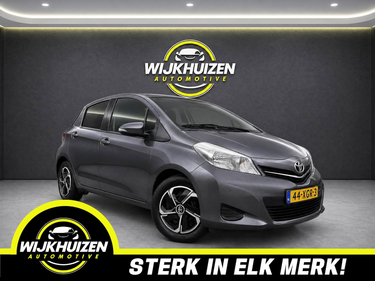 Toyota Yaris - 1.3 VVT-i Aspiration met Airco !!! Navigatie !!! Cruise !!! Camera !!! - AutoWereld.nl