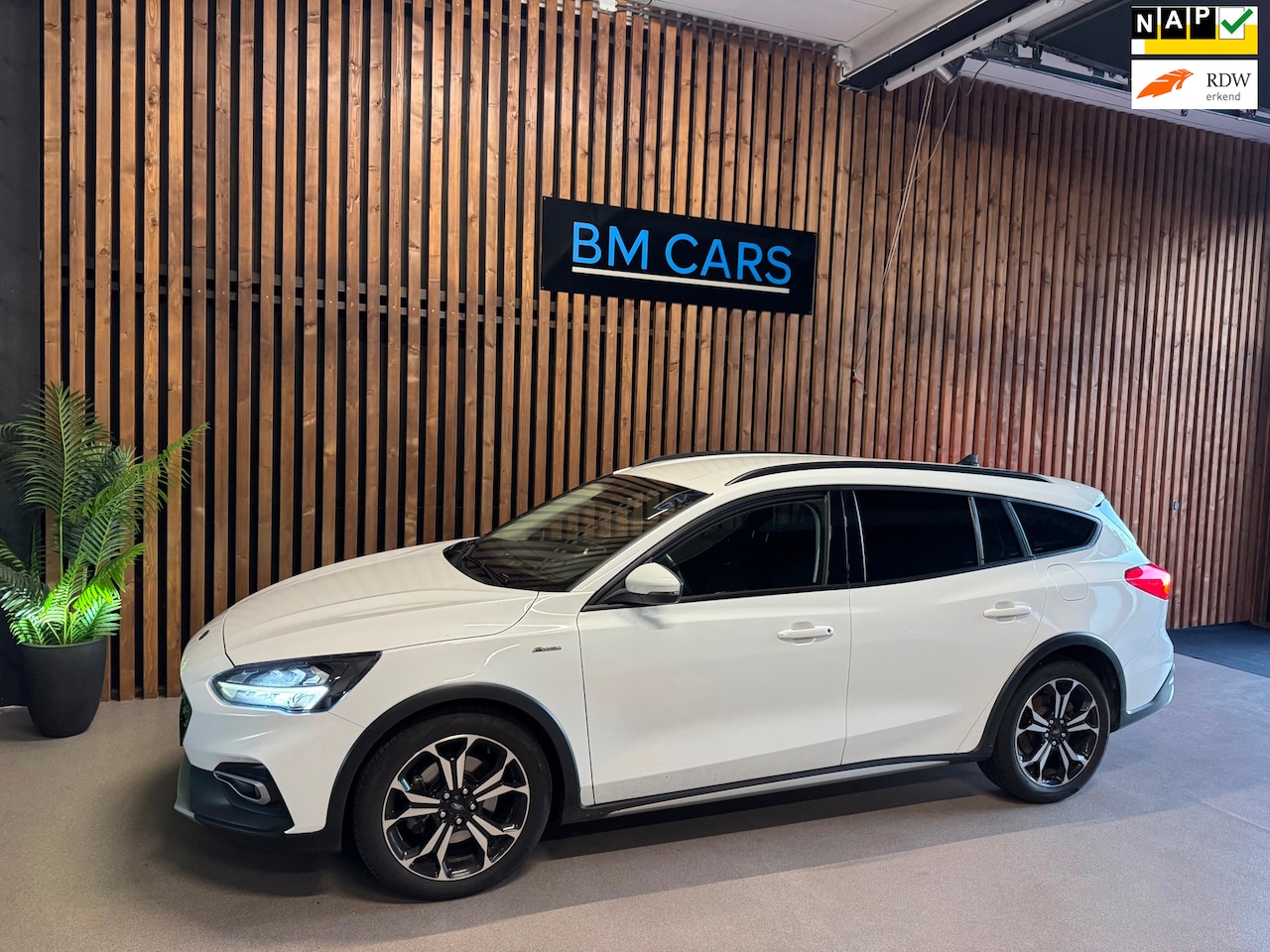 Ford Focus Wagon - 1.5 EcoBoost Active Business 1.5 EcoBoost Active Business - AutoWereld.nl