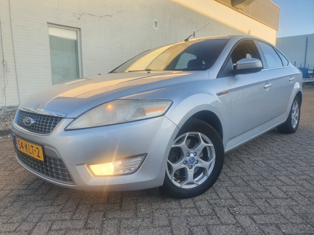 Ford Mondeo - 2.0-16V Limited ECC|NAVI|APK|NAP|2010 - AutoWereld.nl